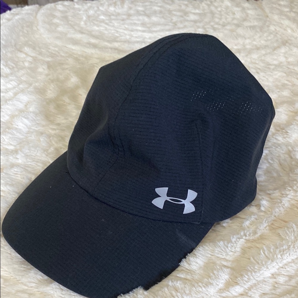 Under Armour Dark Sport Cap
